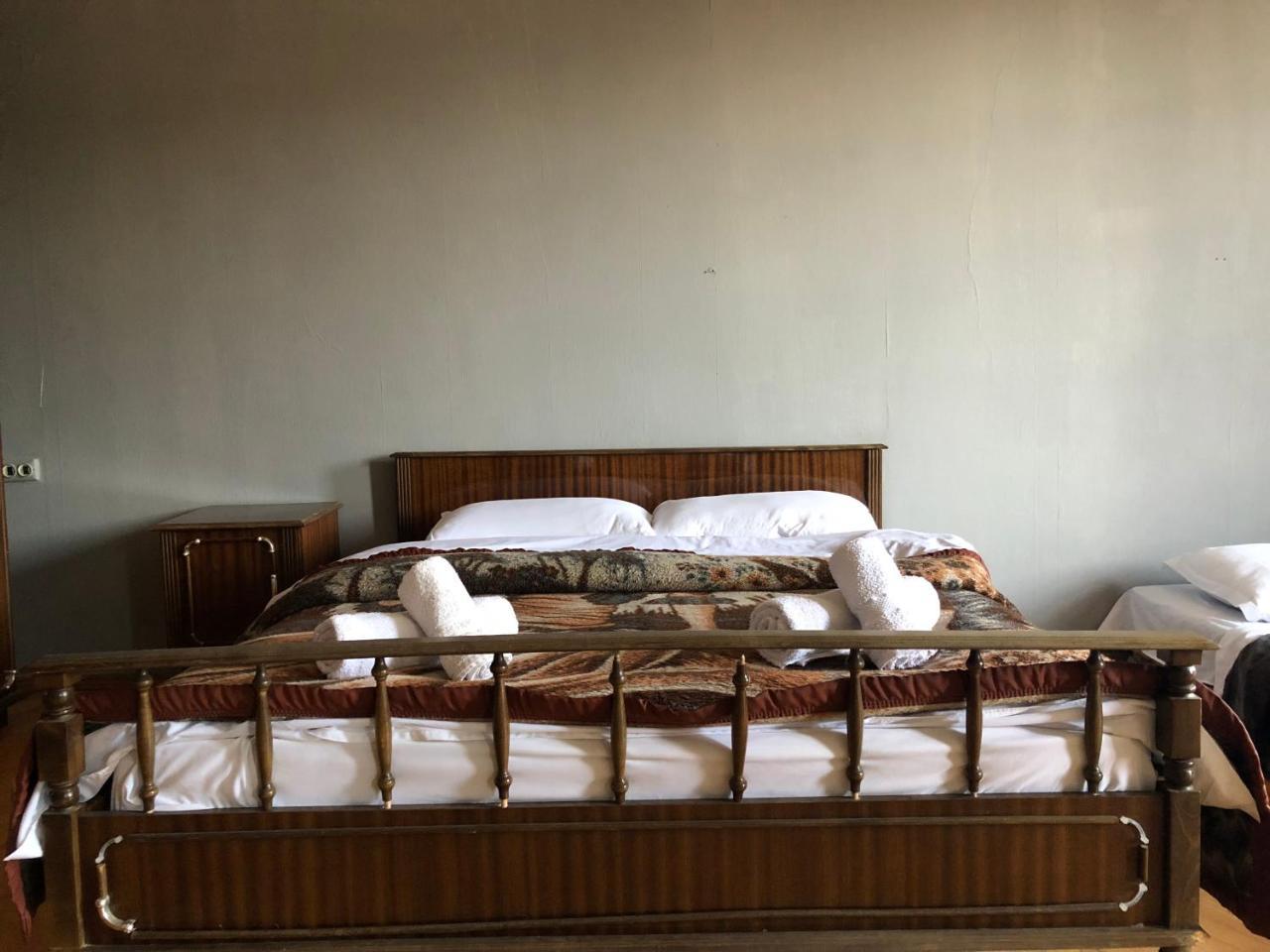 Lucky Family Hotel Tbilisi Bagian luar foto