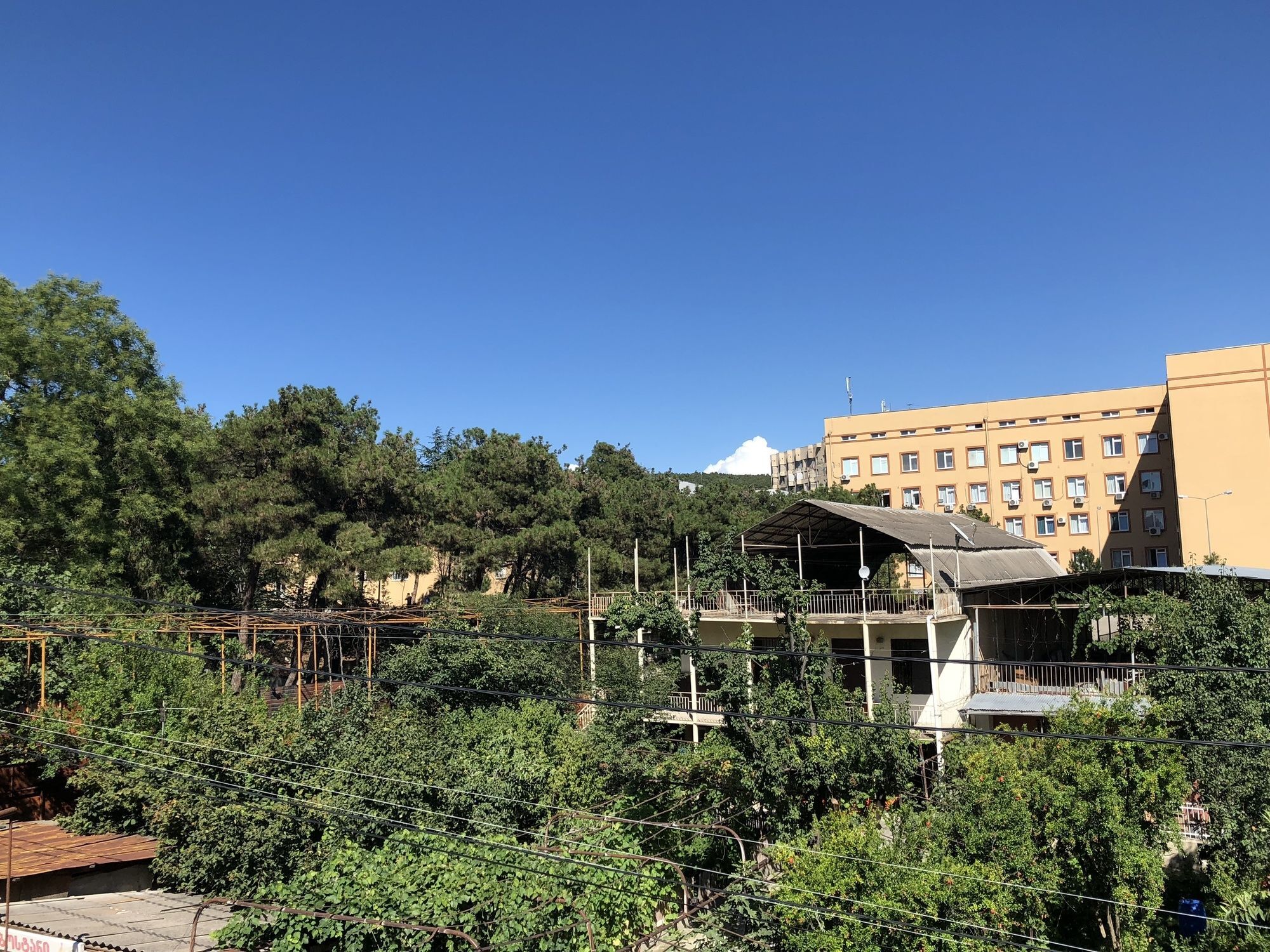Lucky Family Hotel Tbilisi Bagian luar foto